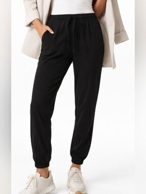 NWT Wildfang Black Empower Drawstring Jogger Cuffs Elastic Waistband Pant Sz M